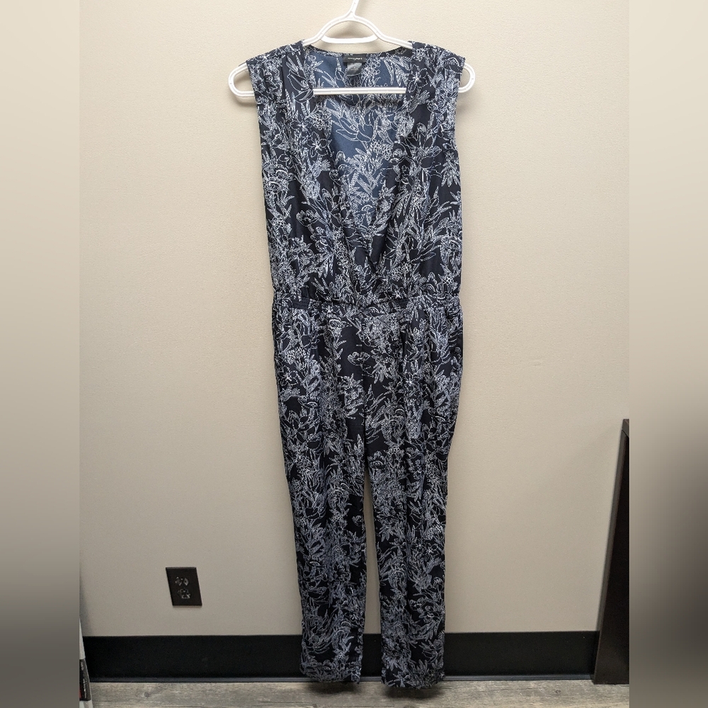 Ann Taylor Loft Pants Black Floral Jumpsuit SZ Small Jumper Pants NWOT Romper